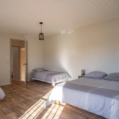 Loc A Paul - D Дом отдыха Saint-Paul-en-Pareds